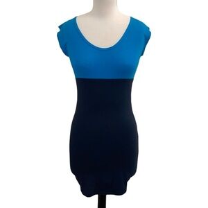 022: MAX cotton two-toned mini dress in blue and black in women’s size X-small